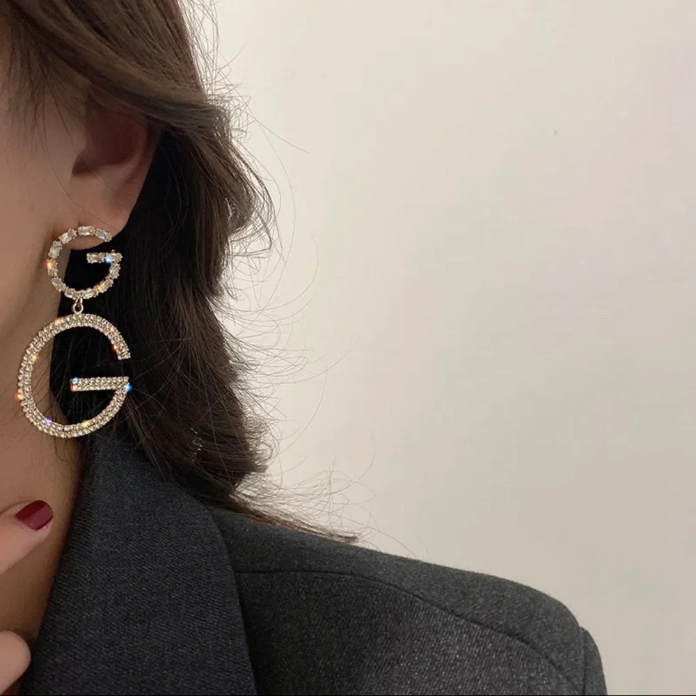 NEW Fashion earrings in your choice of silver or gold tone. - Picture 6 of 6